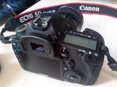 Продам фотоаппарат Canon 5D в Берлине