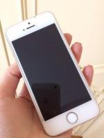 iPhone 5s gold 16 gb без единой царапины
